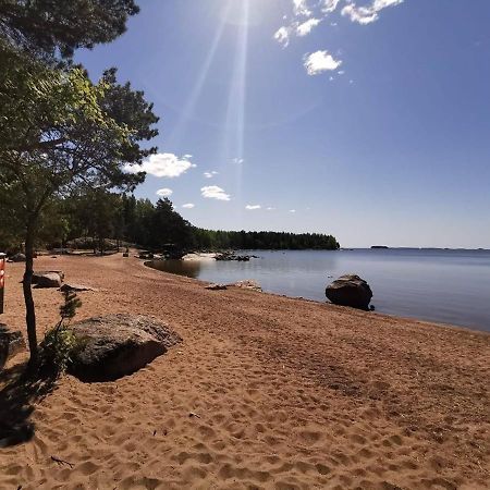 ホテル Hamina Camping Pitkathiekat エクステリア 写真